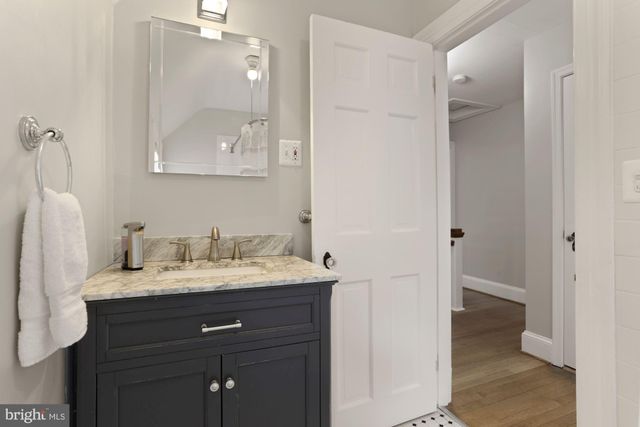 $1,365,000 | 425 East Columbia Street, Falls Church, VA 22046