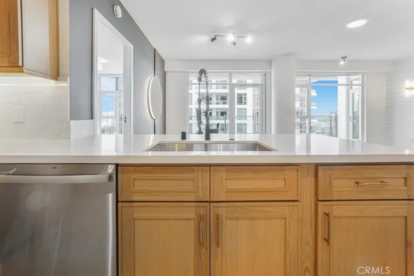 $1,219,900 | 3131 Michelson Drive, Unit 1402, Irvine, CA 92612