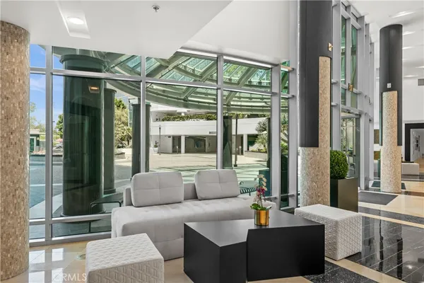 $1,219,900 | 3131 Michelson Drive, Unit 1402, Irvine, CA 92612