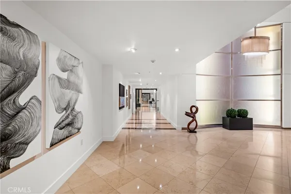 $1,219,900 | 3131 Michelson Drive, Unit 1402, Irvine, CA 92612