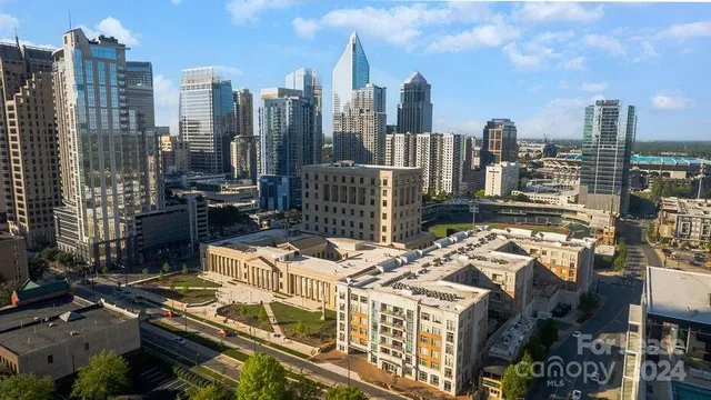 $1,731 | 425 West Trade Street, Unit 1GR, Charlotte, NC 28202
