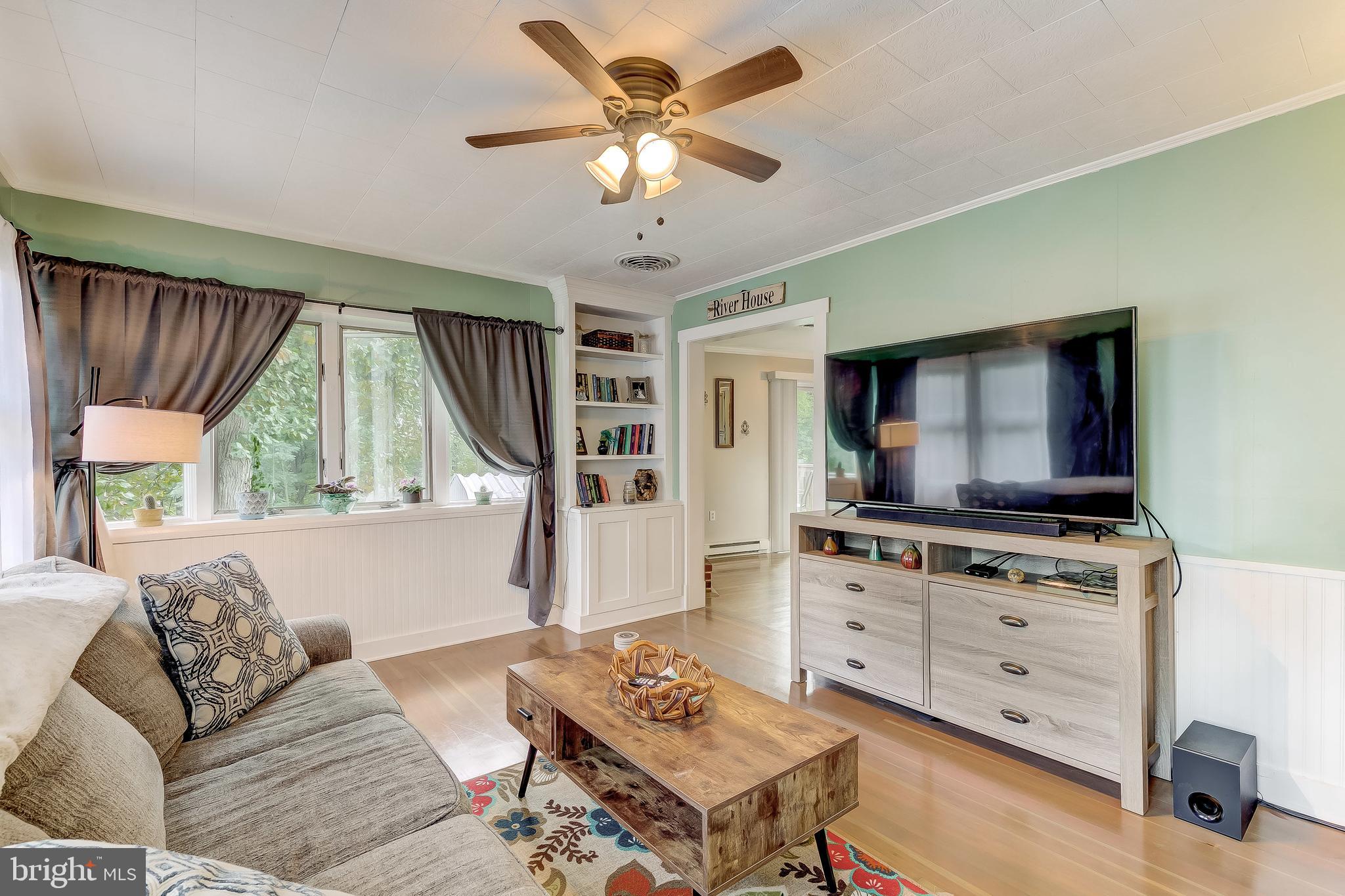 173 Riverview Road Delta, PA 17314 - Photo 4 of 24 Gallery Image 4