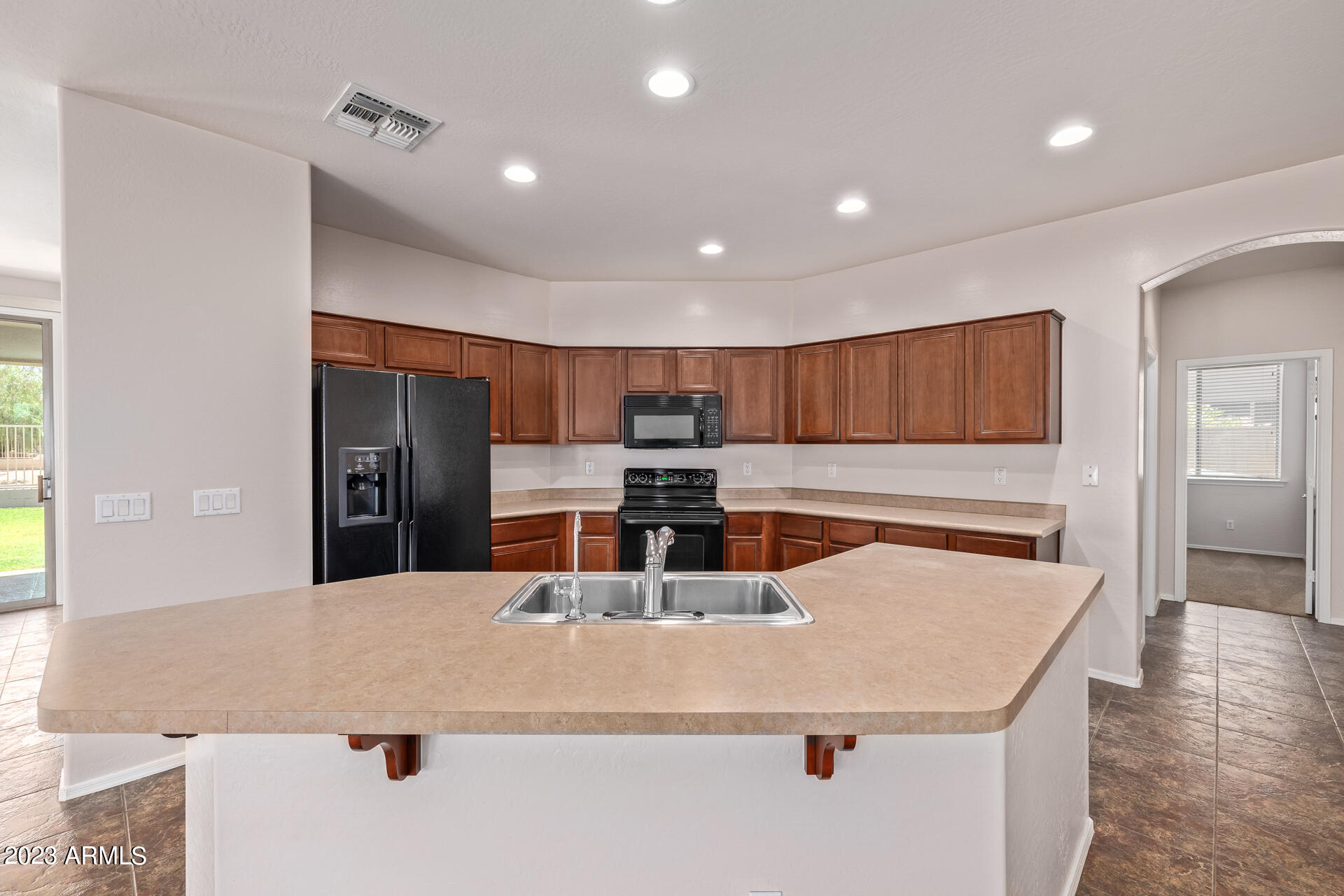 3367 East Hopkins Road Gilbert, AZ 85295 - Photo 10 of 55 6 kitchen & great room