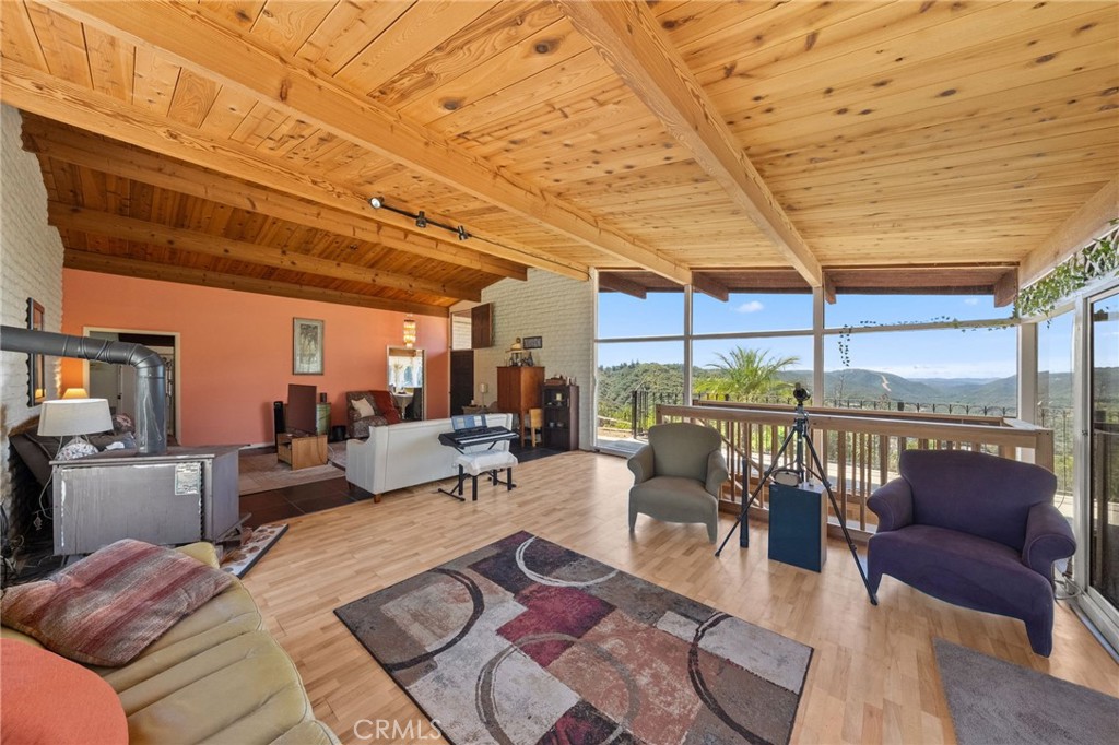 39435 De Luz Road Fallbrook, CA 92028 - Photo 17 of 36 Gallery Image 17