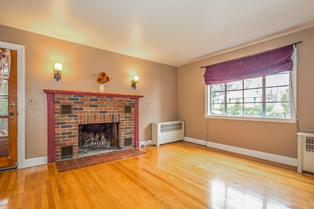 515 Massasoit Road Worcester, MA 01604 - Photo 7 of 30 Gallery Image 7