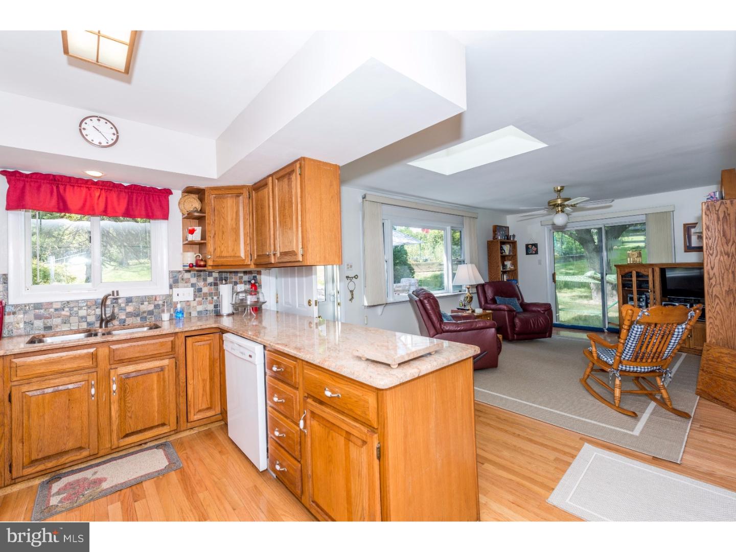 40 Rampart East Media, PA 19063 - Photo 7 of 25 Kitchen