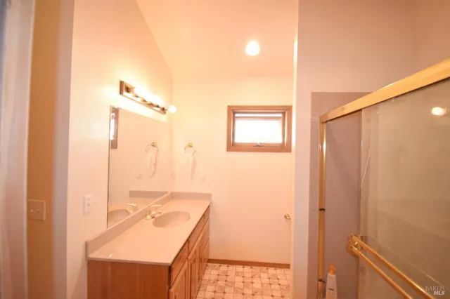 $650,000 | 9370 Leila Drive, Glenhaven, CA 95443