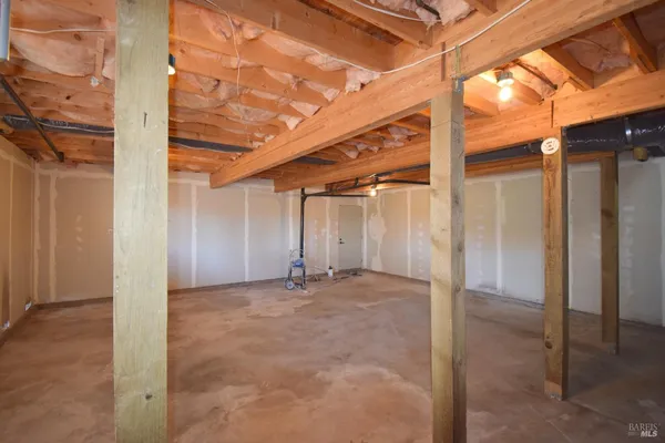 $550,000 | 9370 Leila Drive, Glenhaven, CA 95443