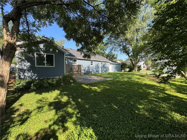 $227,400 | 330 Marshall Drive, Charlestown, IN 47111