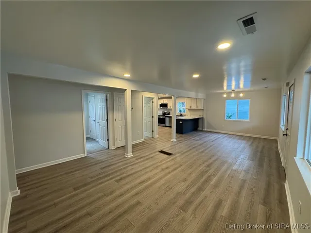 $227,400 | 330 Marshall Drive, Charlestown, IN 47111