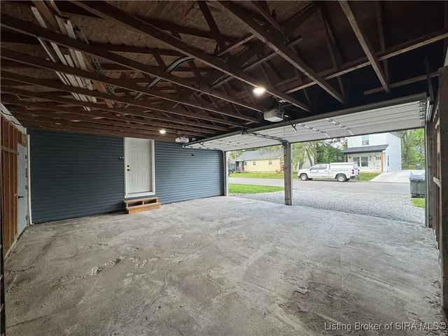 $227,400 | 330 Marshall Drive, Charlestown, IN 47111