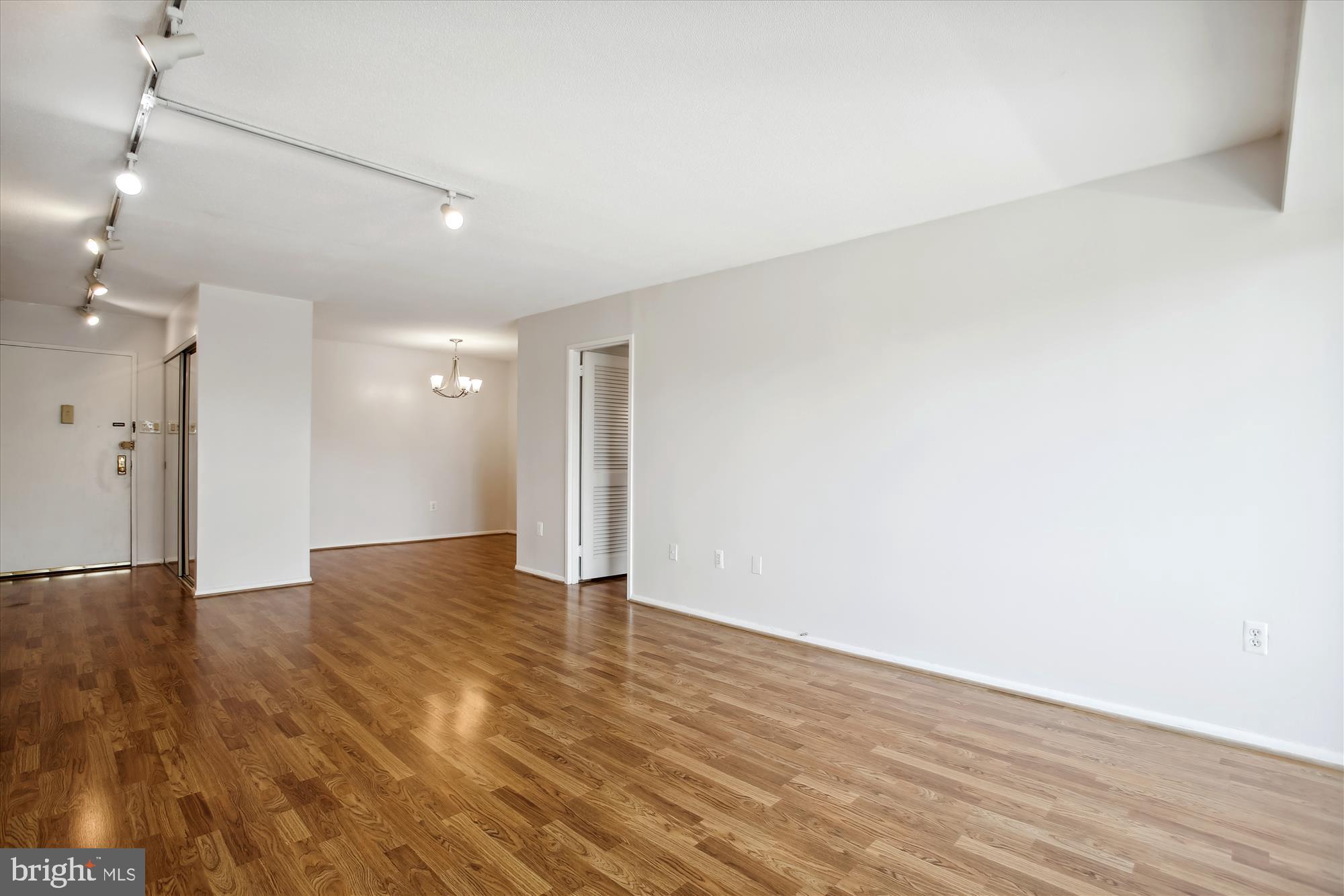 700 7th Street Southwest, Unit 211 Washington, DC 20024 - Photo 5 of 29
