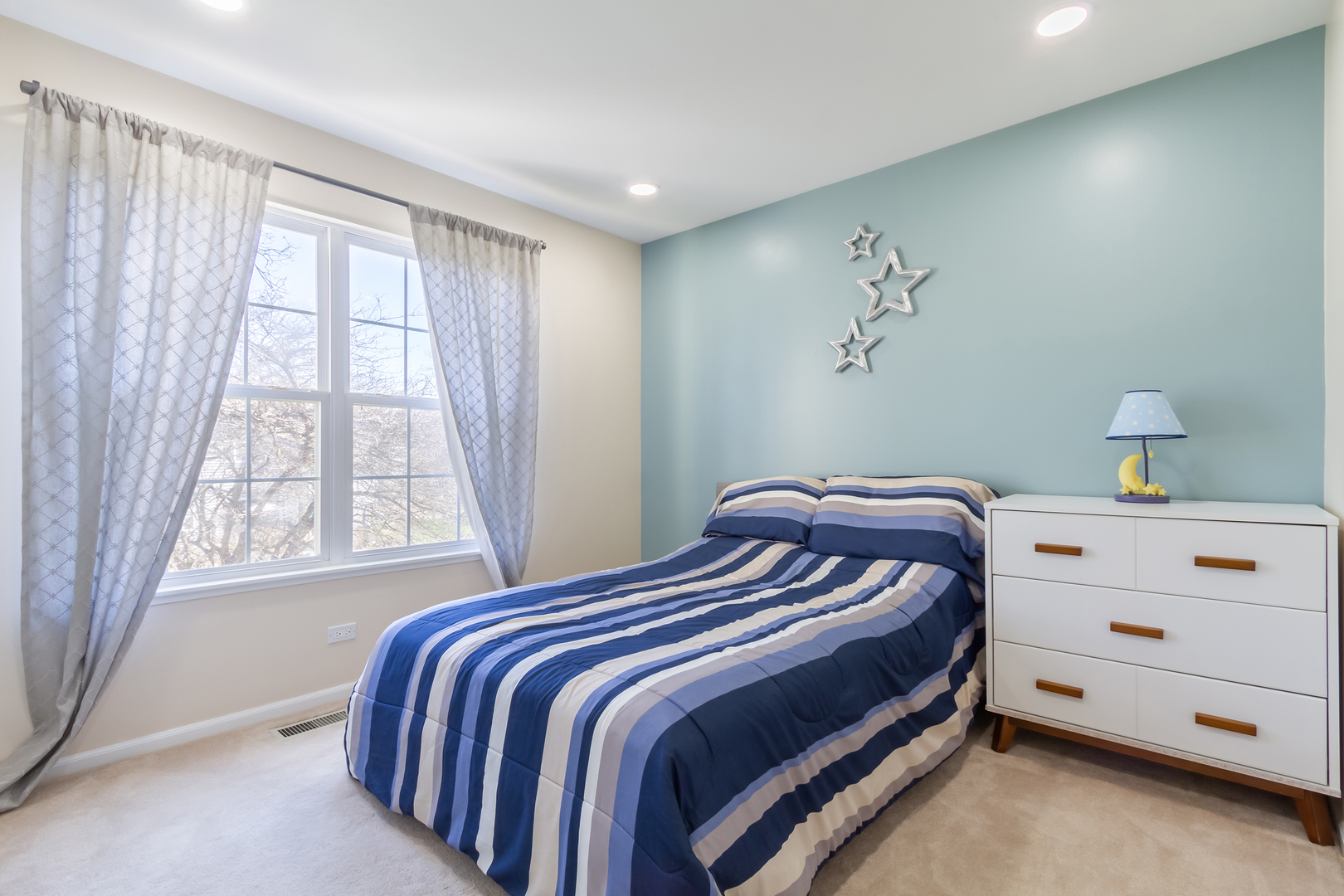 715 Bent Ridge Lane Elgin, IL 60120 - Photo 17 of 20 a bedroom with a bed and a window