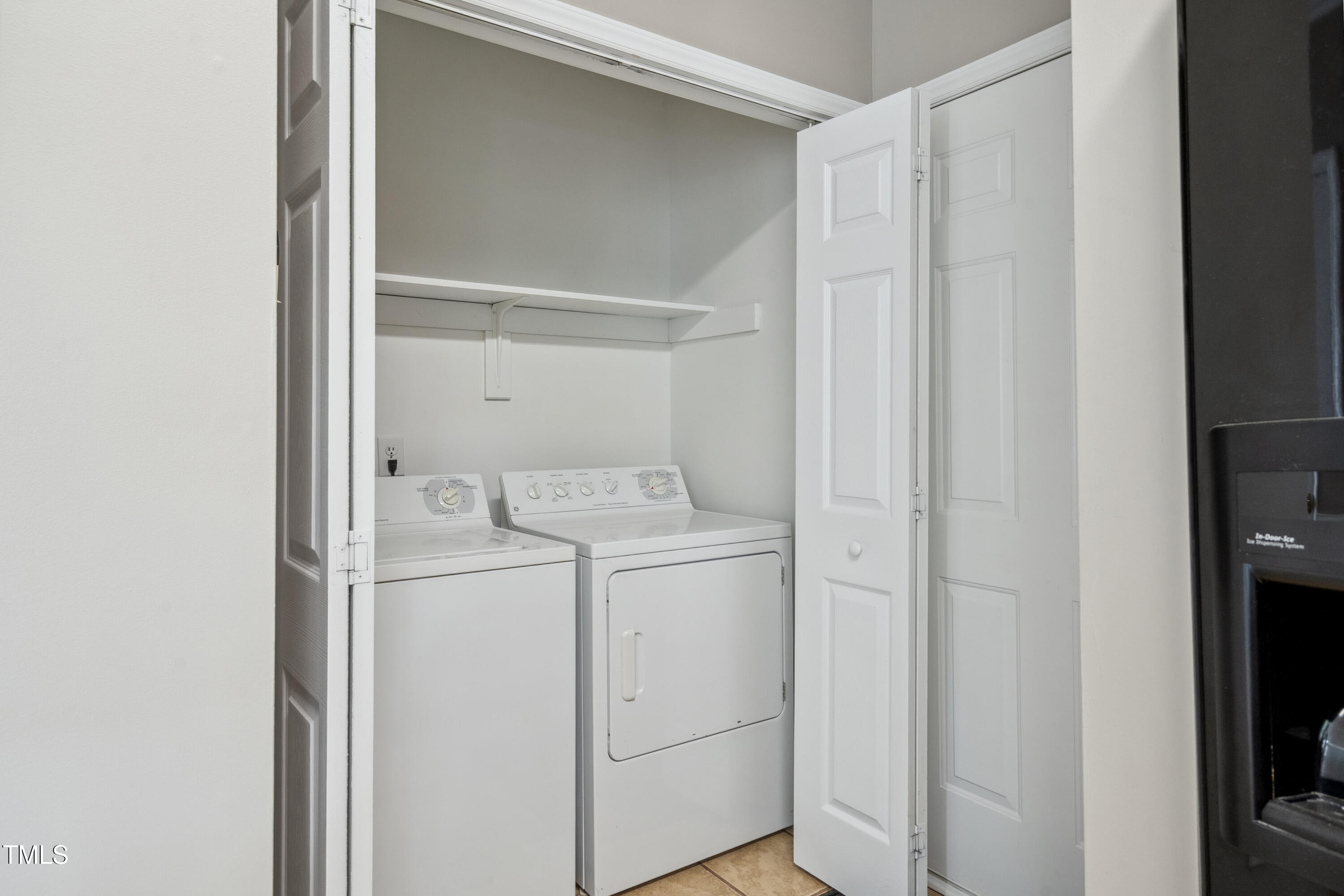 7019 Bellard Court Raleigh, NC 27617 - Photo 25 of 31 Laundry Area