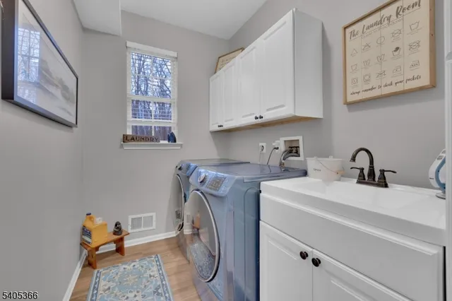 $775,000 | 15 Dorset Drive, Hackettstown, NJ 07840