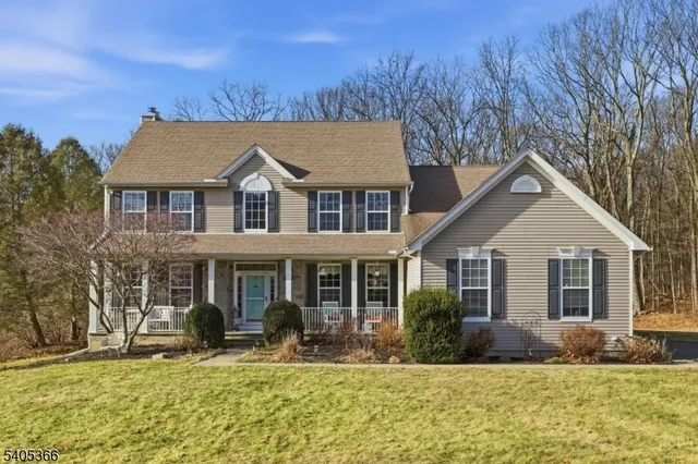 $775,000 | 15 Dorset Drive, Hackettstown, NJ 07840