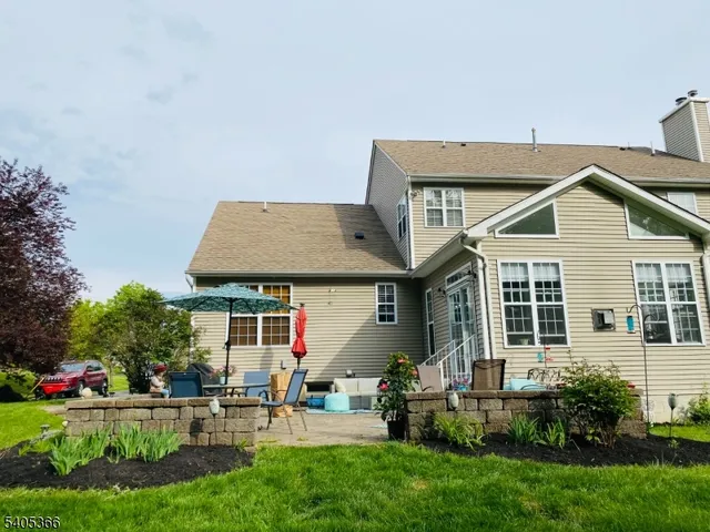 $775,000 | 15 Dorset Drive, Hackettstown, NJ 07840