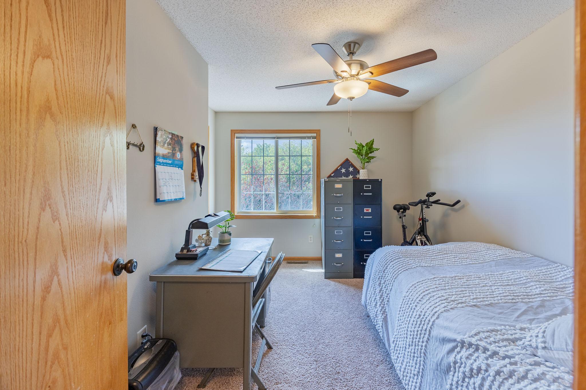 1555 County Rd D East, Unit B Maplewood, MN 55109 - Photo 19 of 27 Gallery Image 19