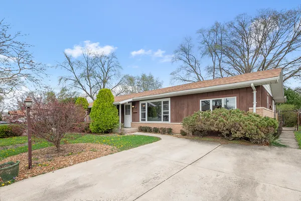 $339,900 | 15017 Sunset Avenue, Oak Forest, IL 60452