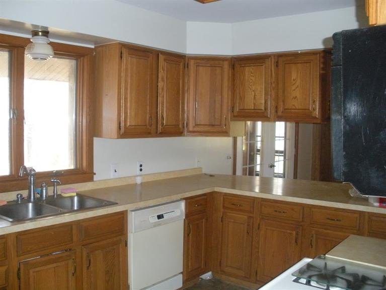 30800 West Road New Boston, MI 48164 - Photo 5 of 13 Photo 5