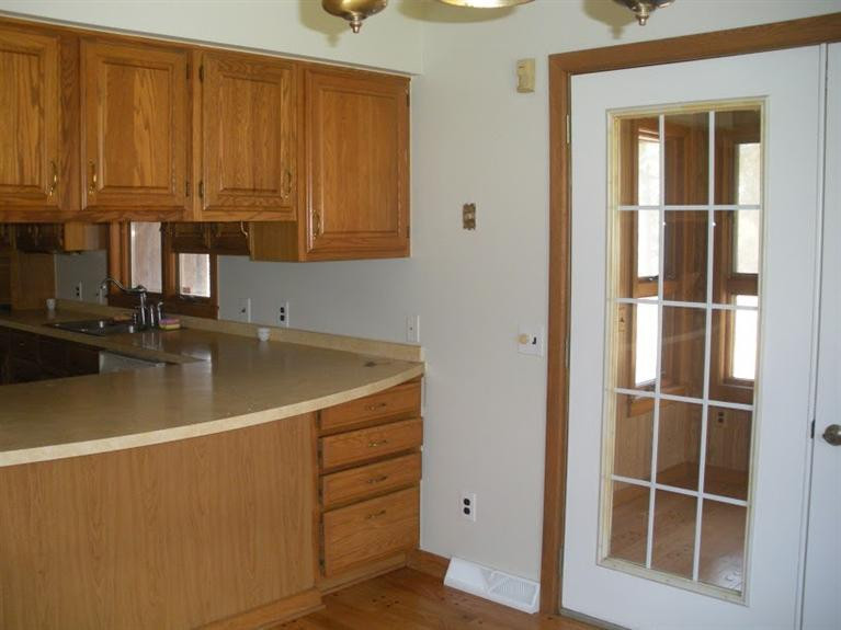30800 West Road New Boston, MI 48164 - Photo 7 of 13 Photo 7