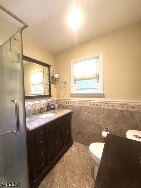 9 Carteret Road Livingston, NJ 07039 - Photo 4 of 10 Gallery Image 4