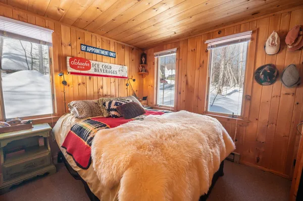 $549,000 | 13 Yodeling Lane, West Dover, VT 05356