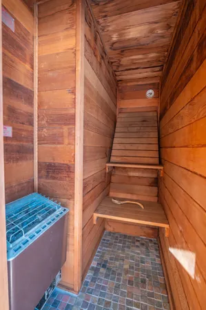 $549,000 | 13 Yodeling Lane, West Dover, VT 05356