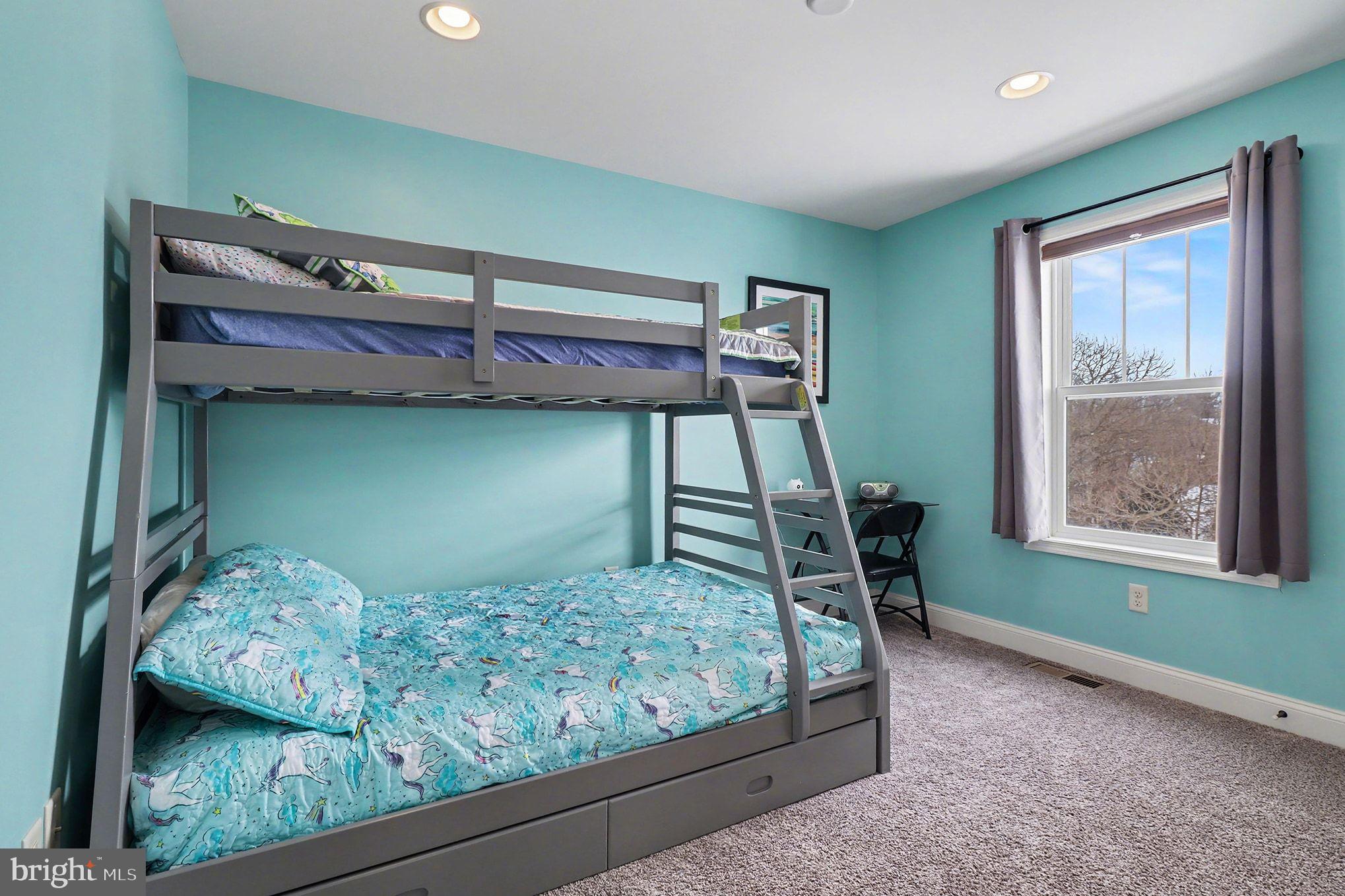 467 Hamilton Court Manheim, PA 17545 - Photo 23 of 48 a bedroom with bed and a window
