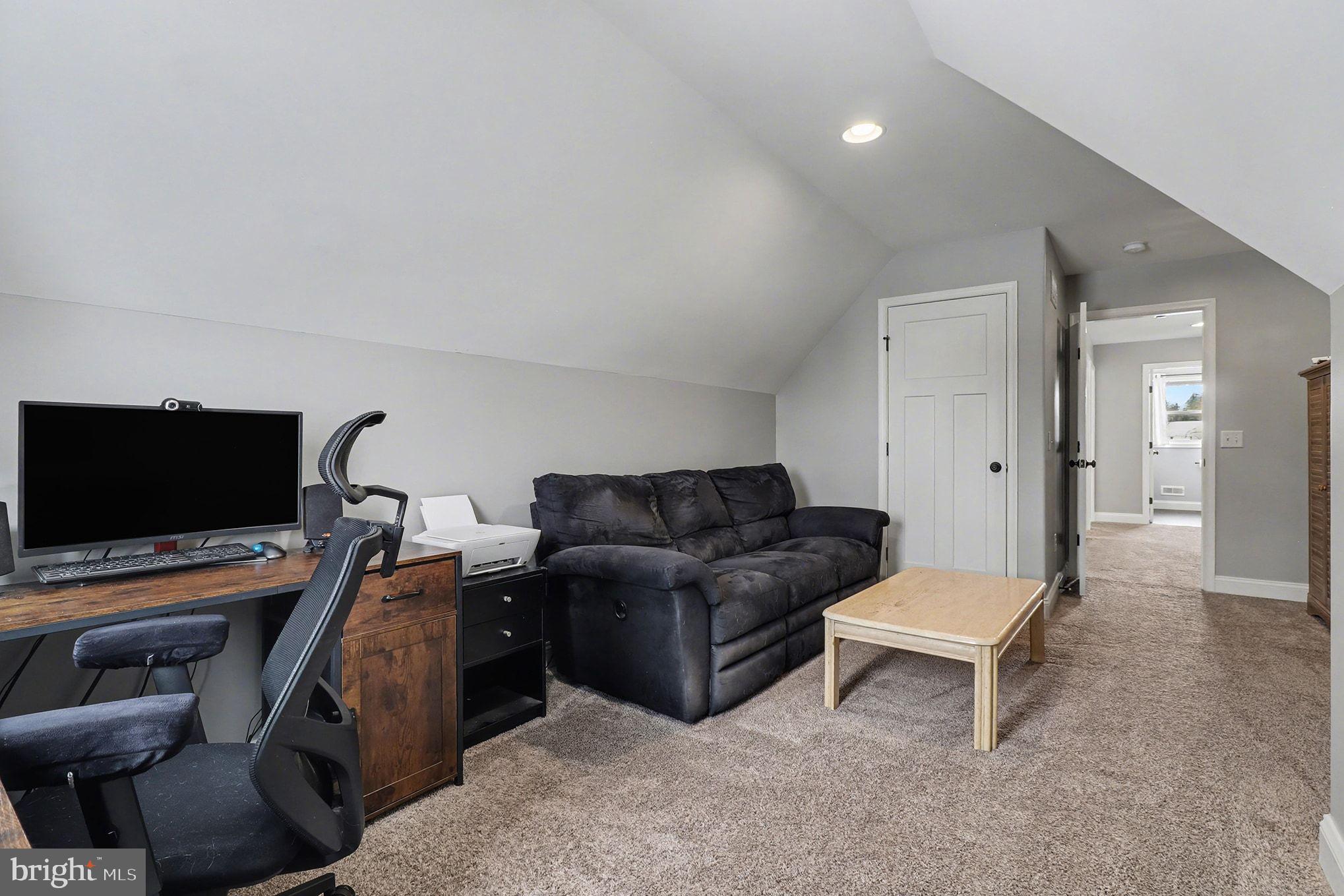 467 Hamilton Court Manheim, PA 17545 - Photo 28 of 48 a living room with furniture and a flat screen tv