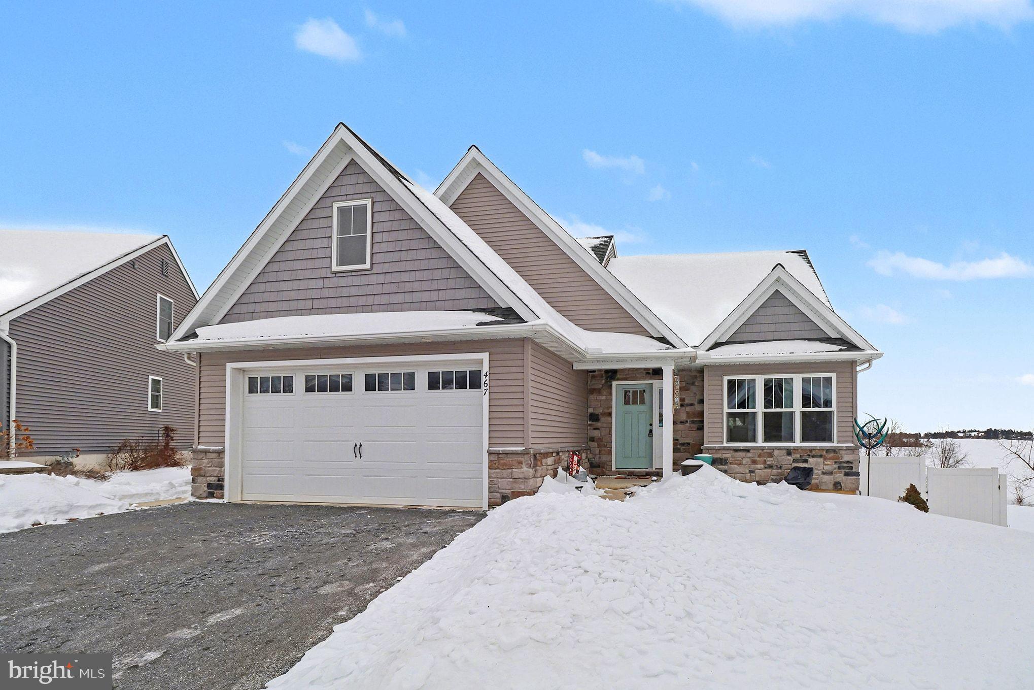 467 Hamilton Court Manheim, PA 17545 - Photo 3 of 48 a front view of a house with a yard and garage