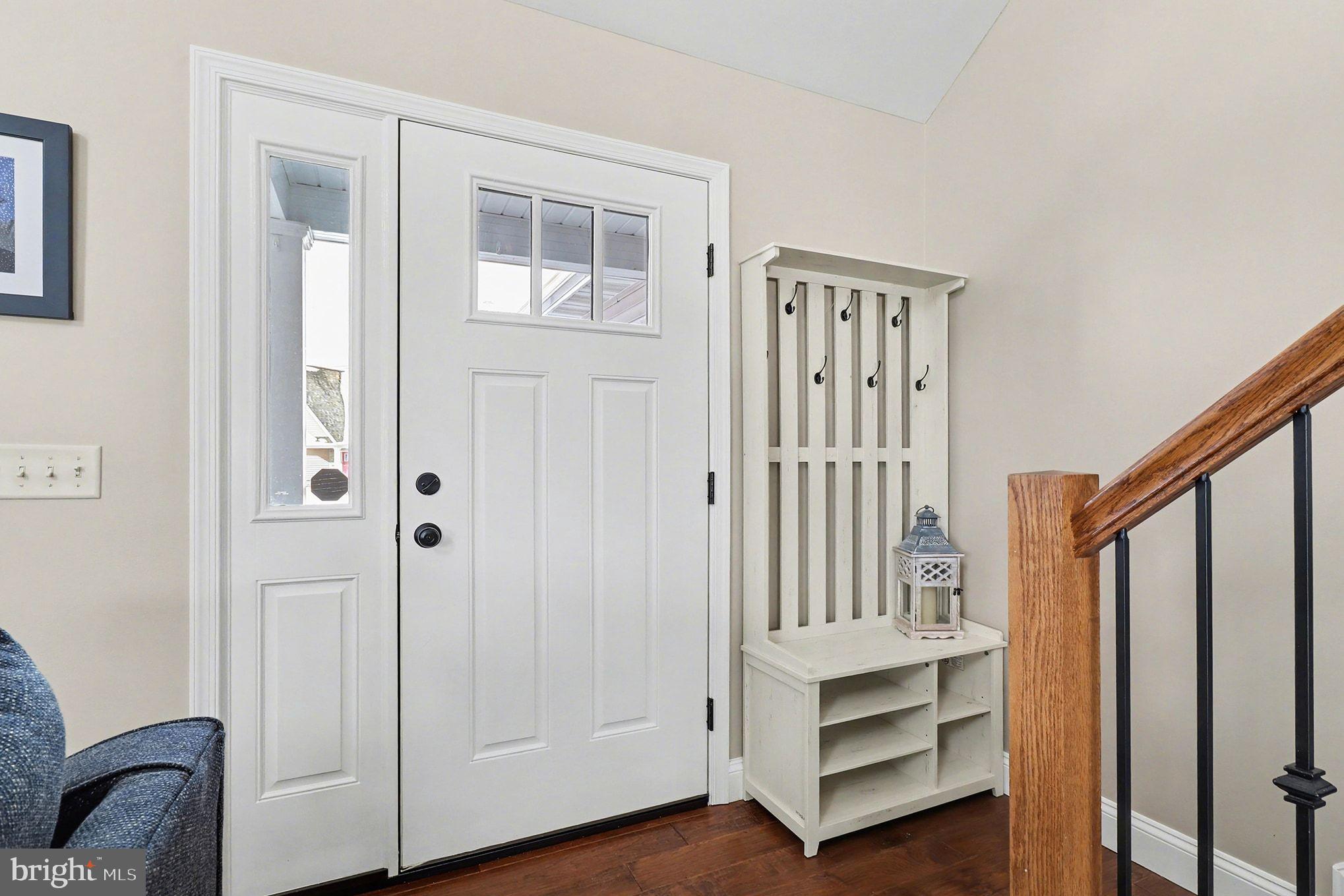 467 Hamilton Court Manheim, PA 17545 - Photo 4 of 48 a view of front door with hallway
