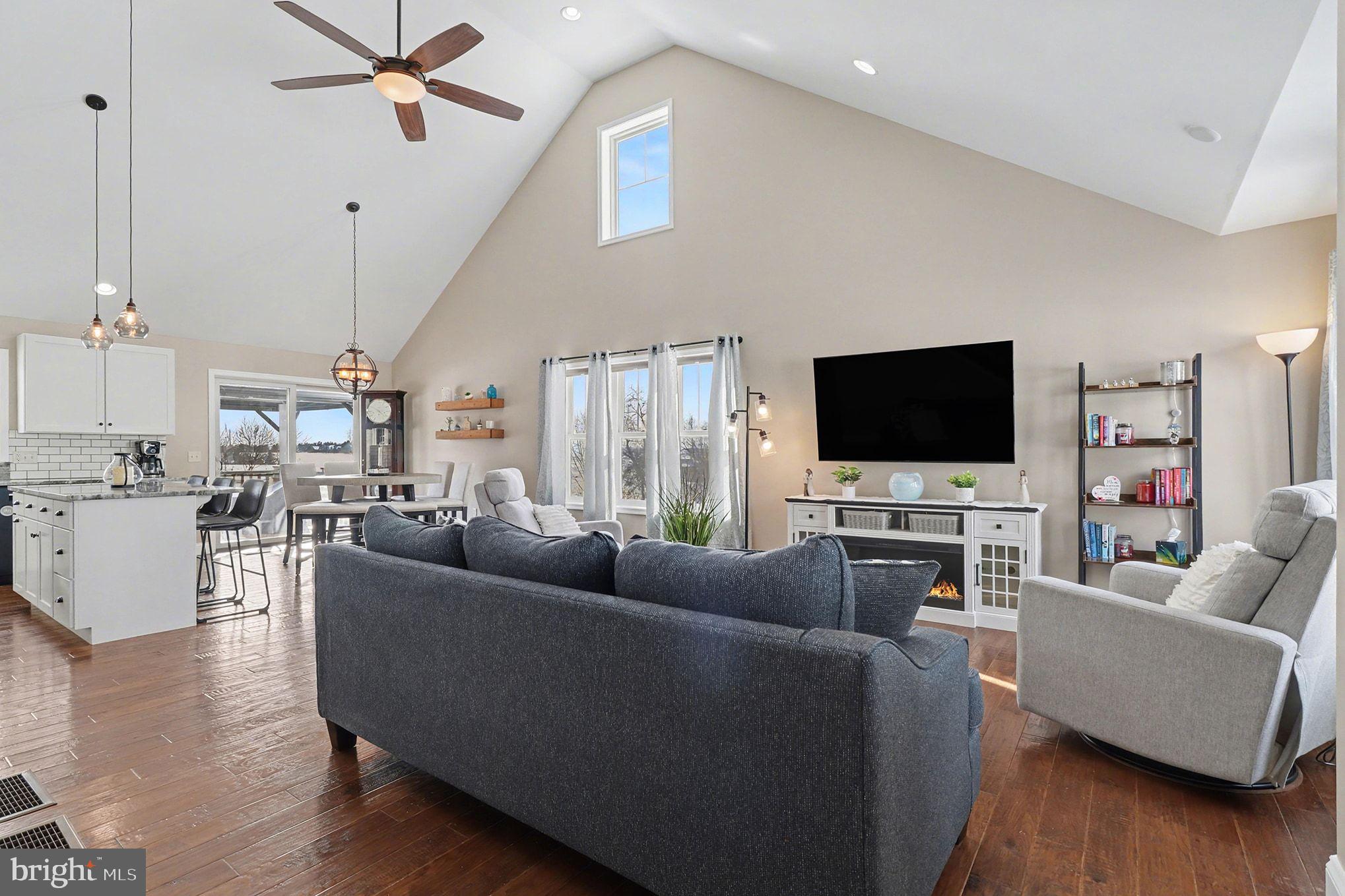 467 Hamilton Court Manheim, PA 17545 - Photo 6 of 48 a living room with furniture and a flat screen tv