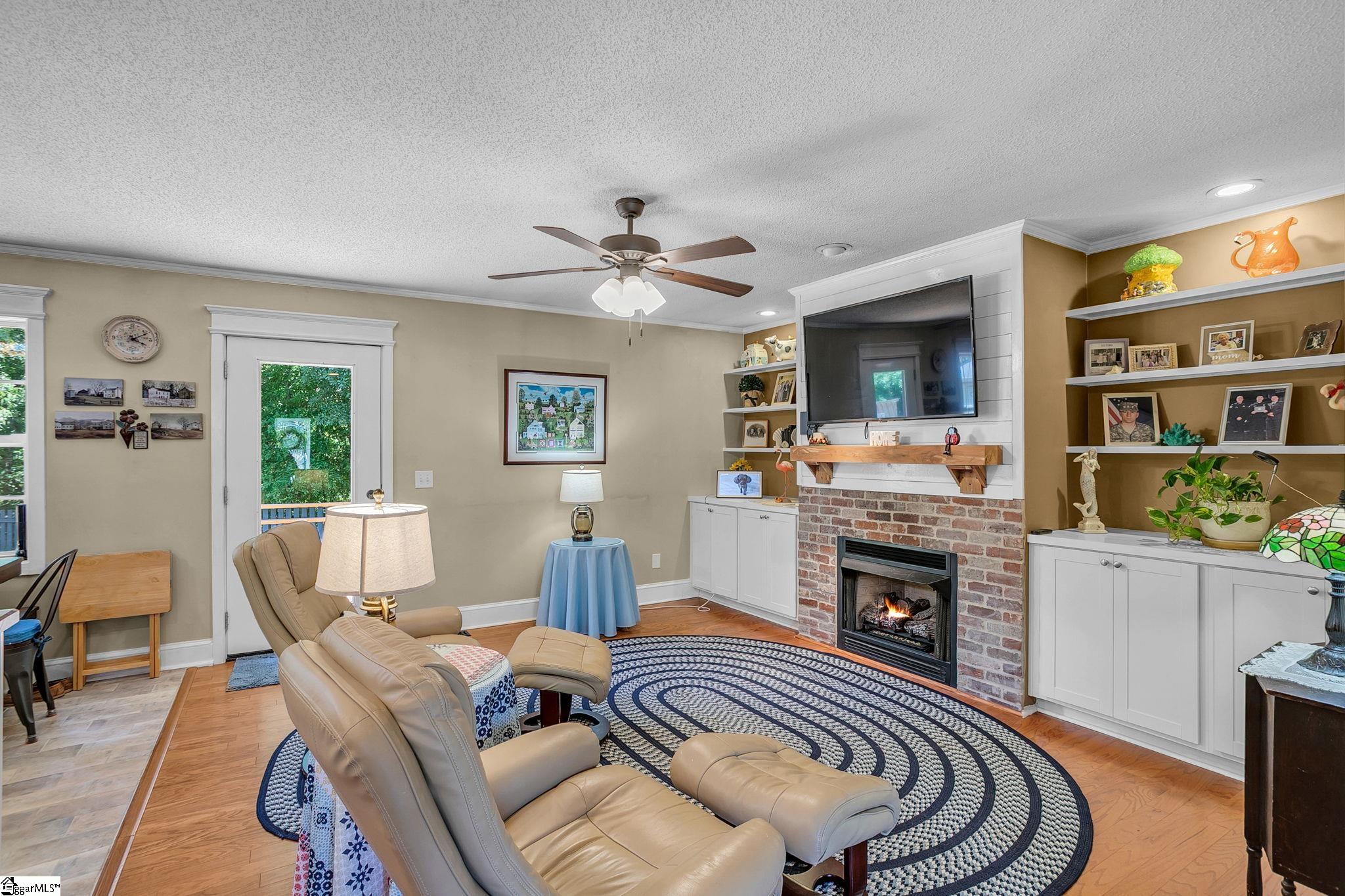 211 Tripp Street Williamston, SC 29697 - Photo 8 of 50