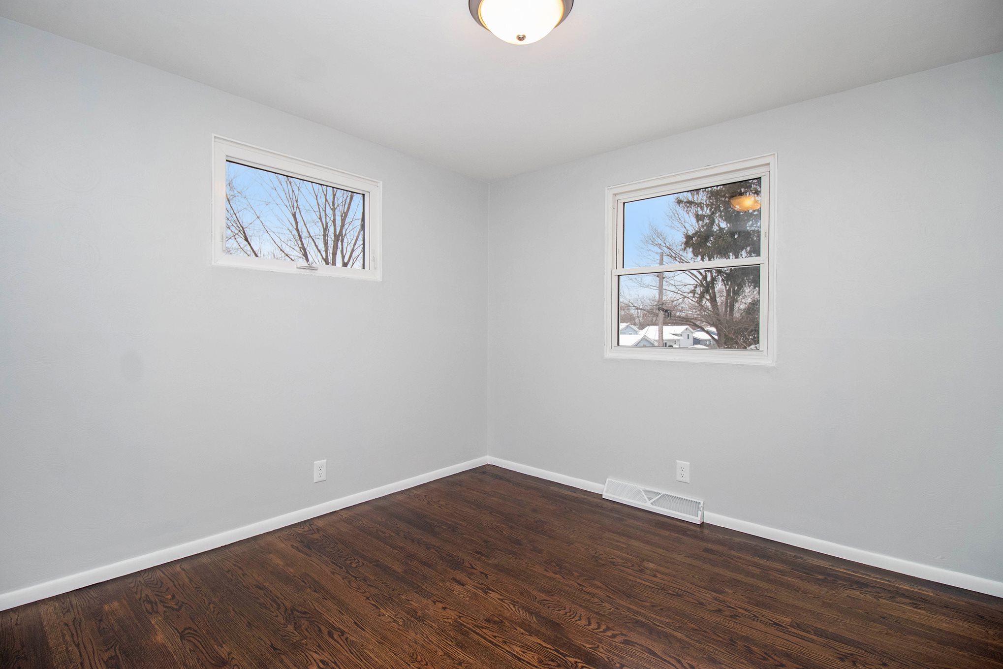2630 Hampton Road Mishawaka, IN 46544 - Photo 18 of 30 Gallery Image 18