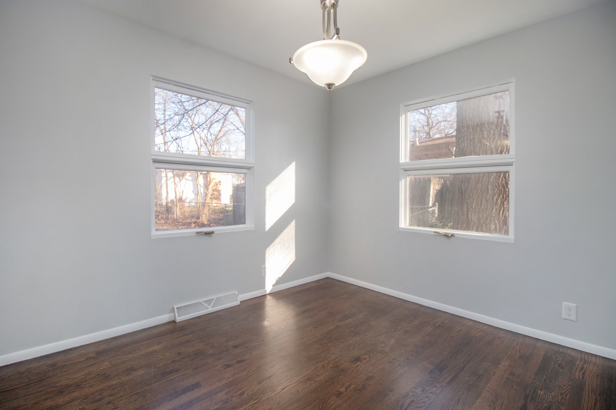 2630 Hampton Road Mishawaka, IN 46544 - Photo 10 of 30 Gallery Image 10
