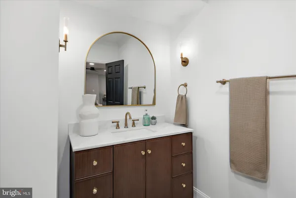 $1,250,000 | 21 Owensville Road, Lothian, MD 20711