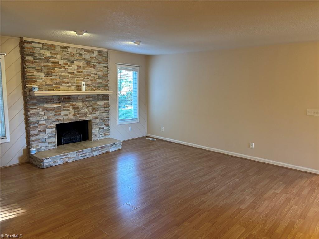 176 Kinloch Court Winston-Salem, NC 27104 - Photo 3 of 21