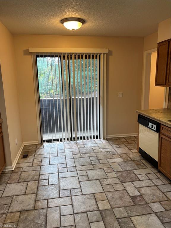 176 Kinloch Court Winston-Salem, NC 27104 - Photo 6 of 21