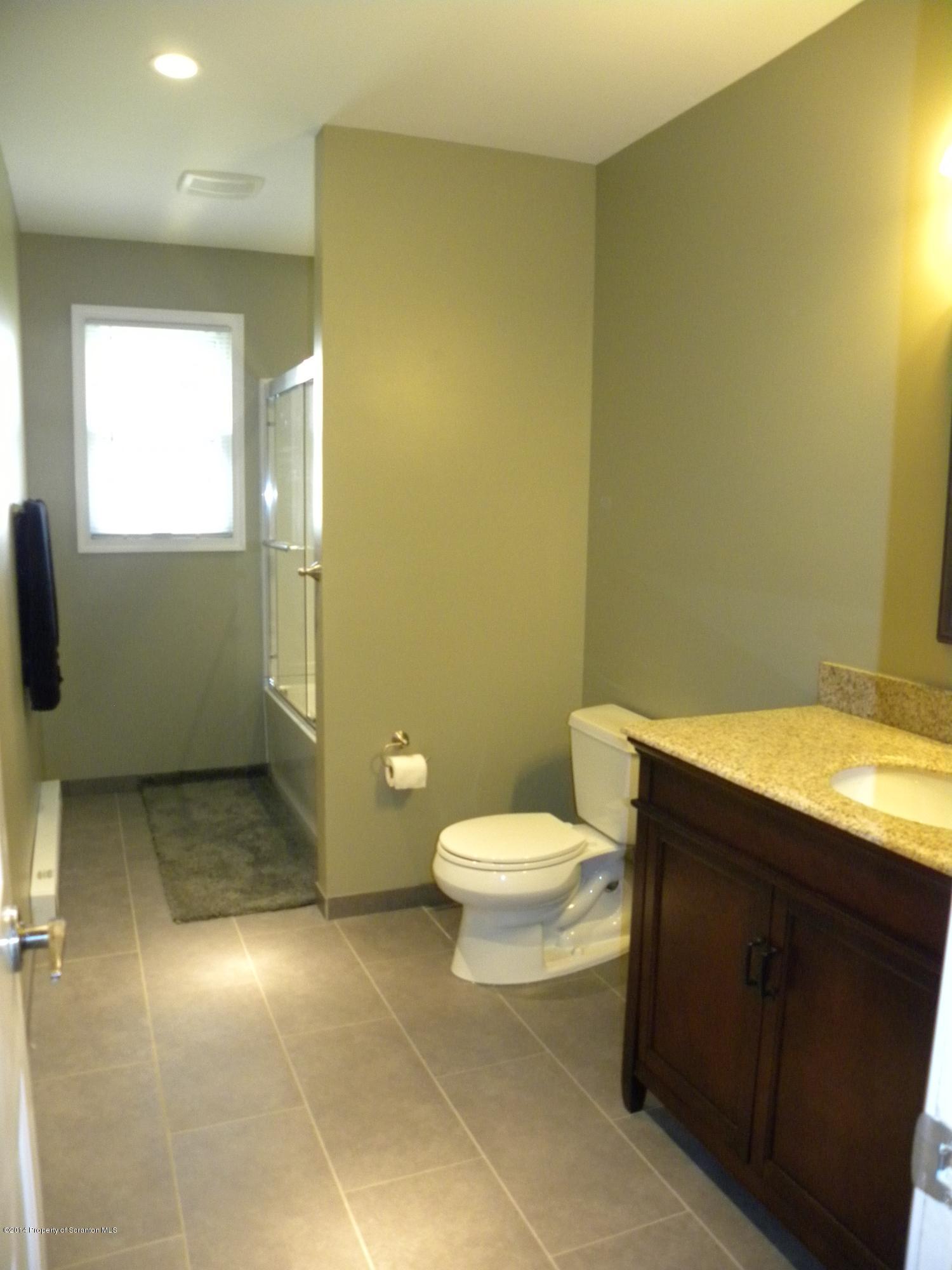 503 Old Colony Road Clarks Summit, PA 18411 - Photo 19 of 39 Gallery Image 19