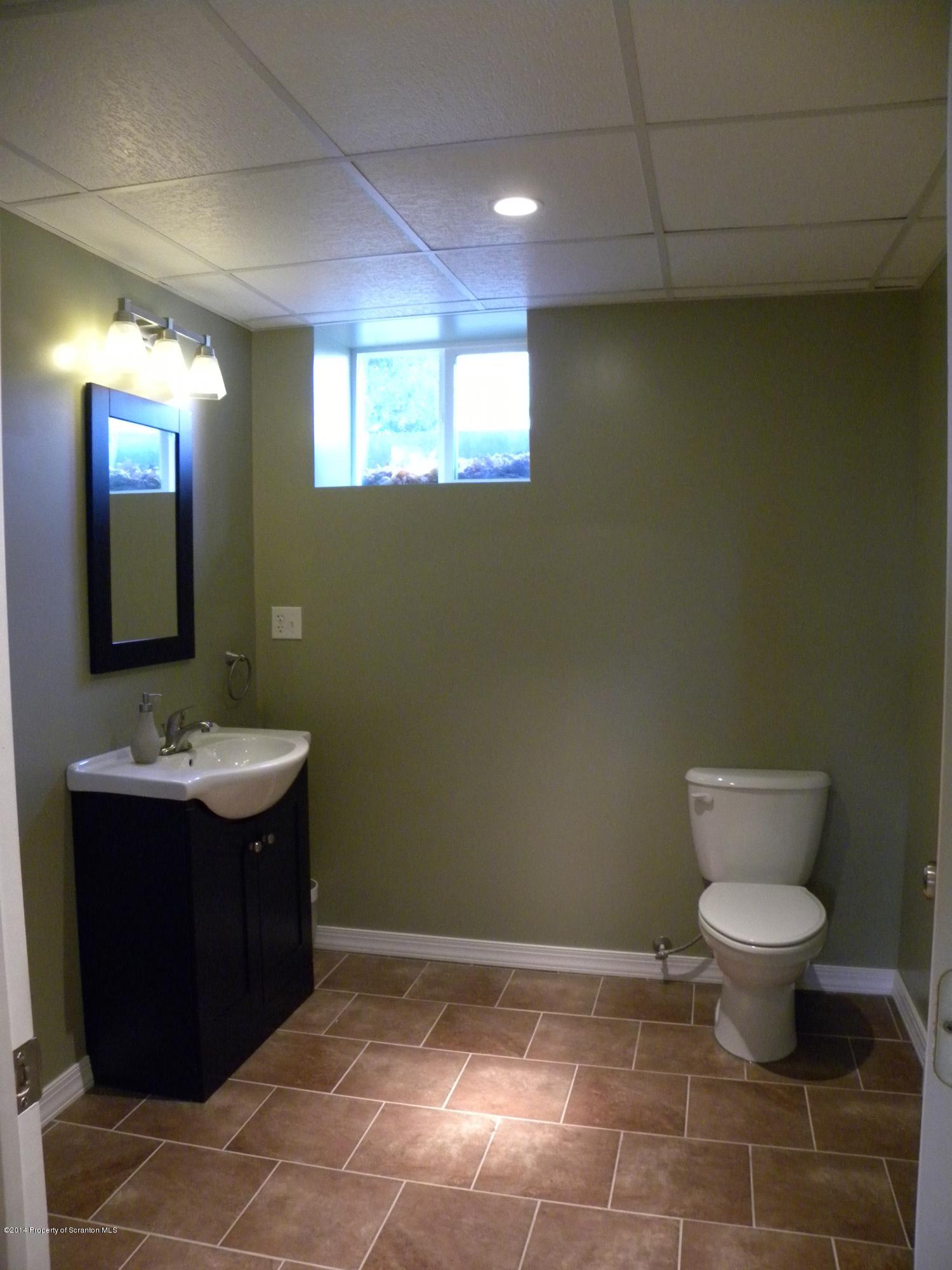 503 Old Colony Road Clarks Summit, PA 18411 - Photo 34 of 39 Gallery Image 34