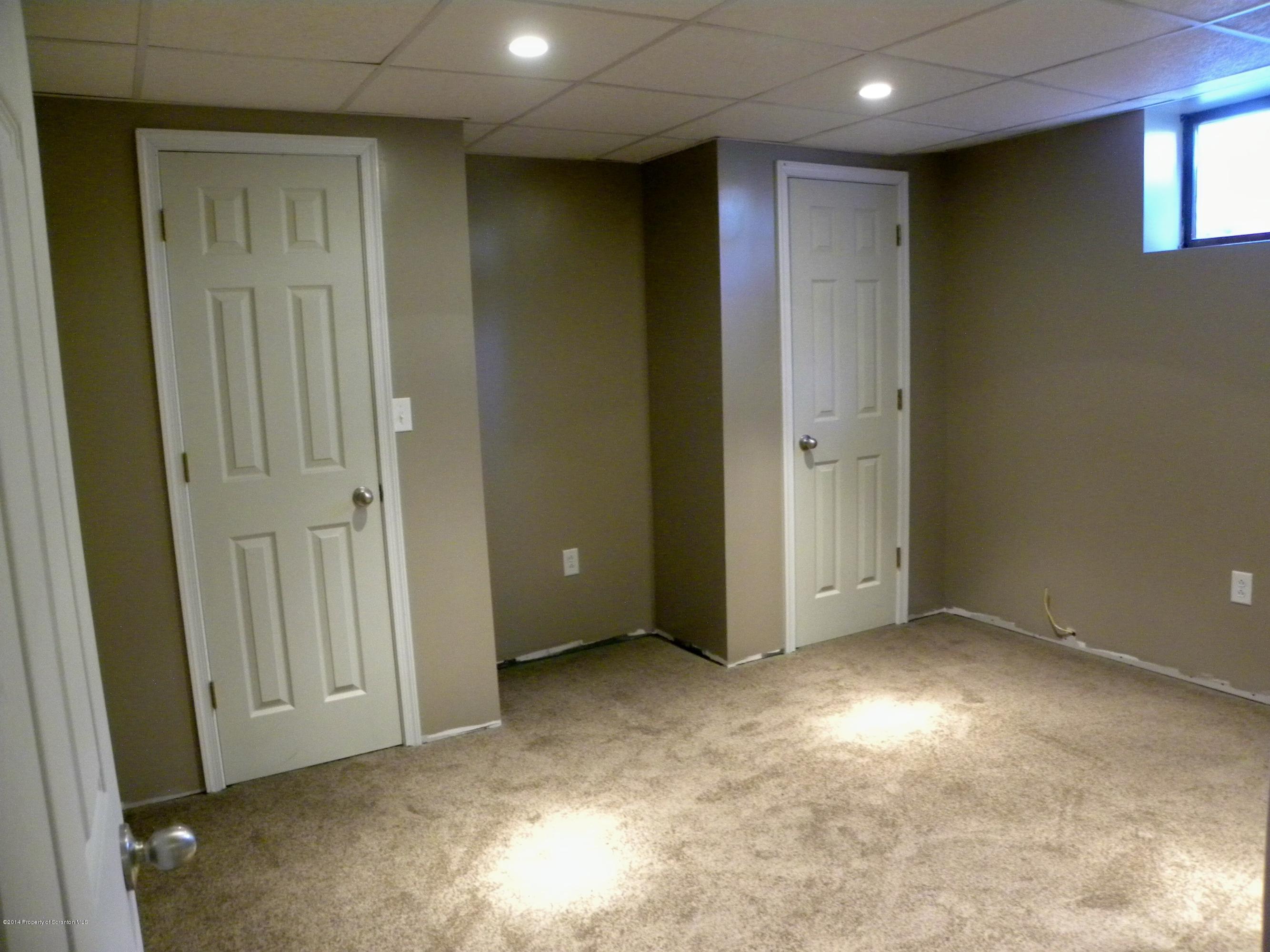 503 Old Colony Road Clarks Summit, PA 18411 - Photo 35 of 39 Gallery Image 35