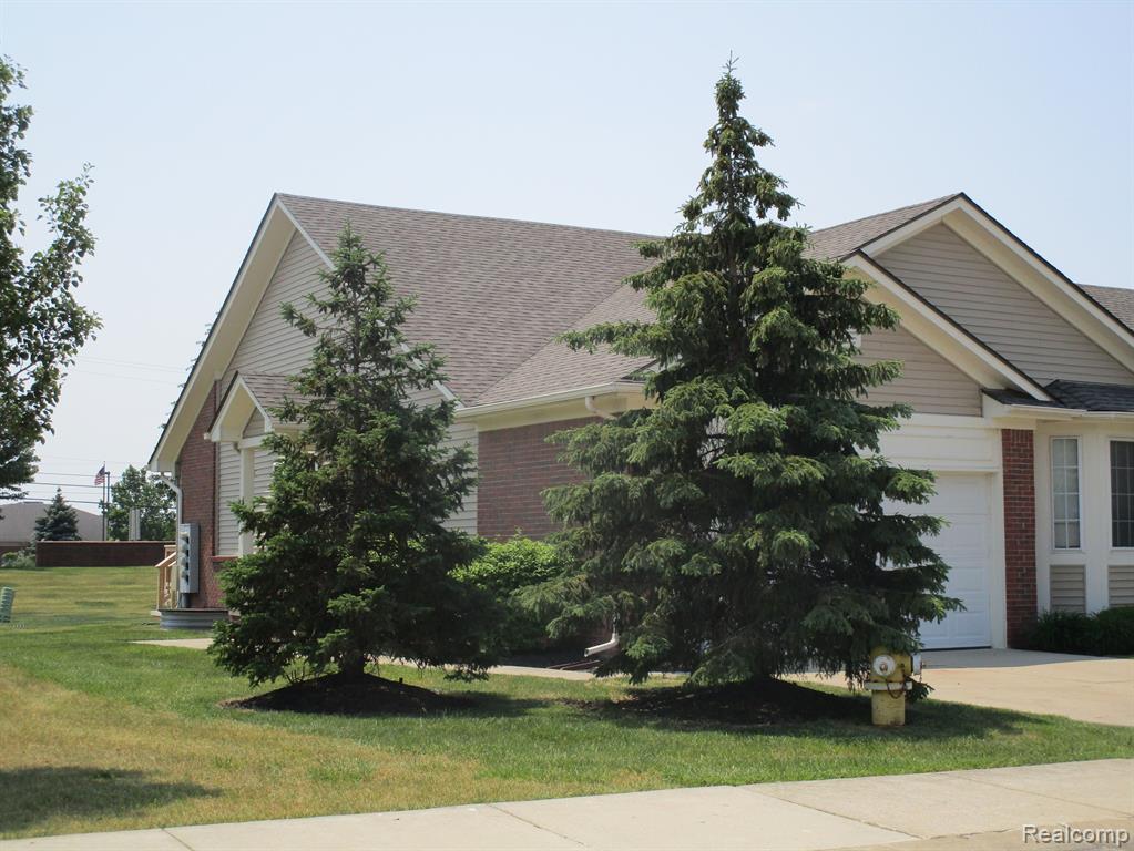 26060 Mariners Point New Baltimore, MI 48051 - Photo 8 of 8