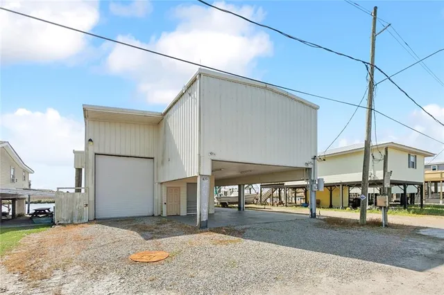 $399,000 | 409 Martin Lane, Port Sulphur, LA 70083