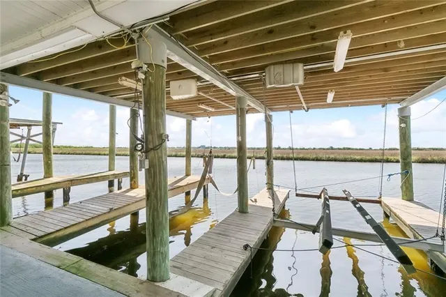 $399,000 | 409 Martin Lane, Port Sulphur, LA 70083
