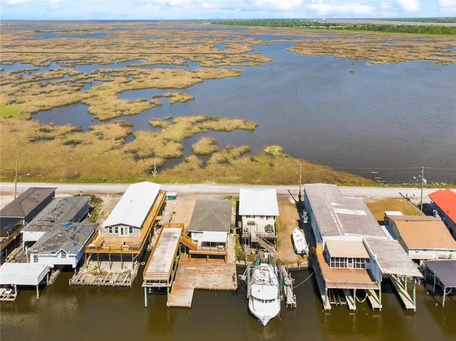 $399,000 | 409 Martin Lane, Port Sulphur, LA 70083