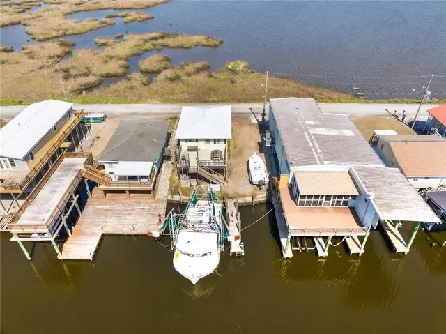 $399,000 | 409 Martin Lane, Port Sulphur, LA 70083