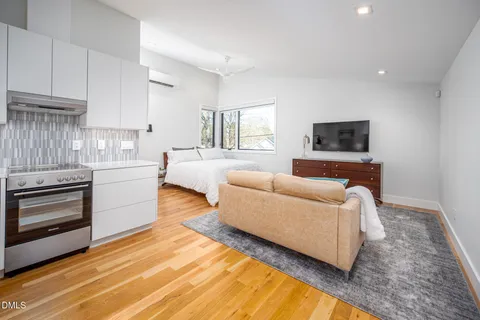 $2,380,000 | 112 Lindsay Street, Carrboro, NC 27510