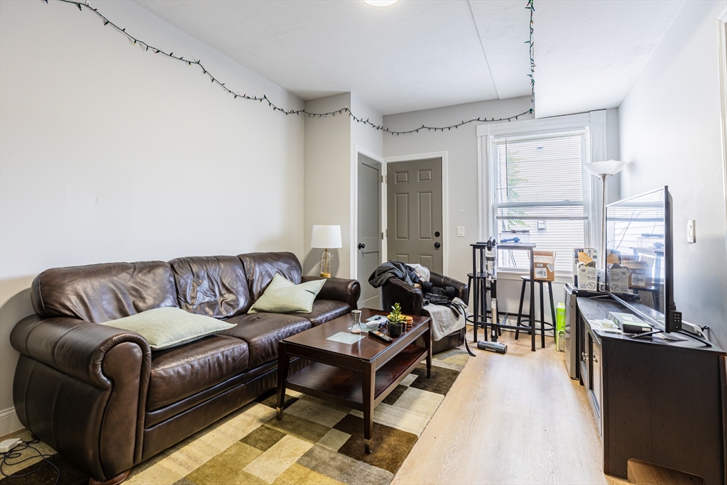 628 East 6th Street, Unit 2 Boston, MA 02127 - Photo 14 of 20