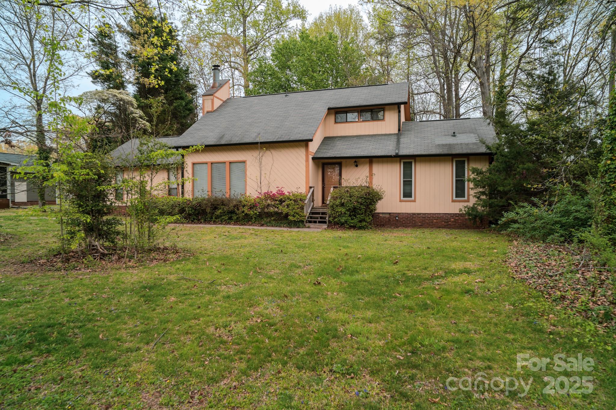 2131 Wildlife Road Charlotte, NC 28214 - Photo 1 of 32 Gallery Image 1